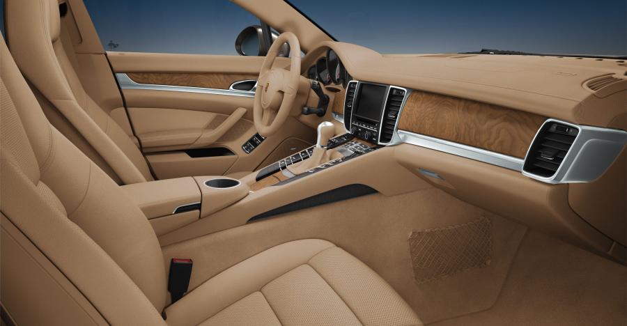  Porsche Panamera S 2010 года  (фото 9 из 20)